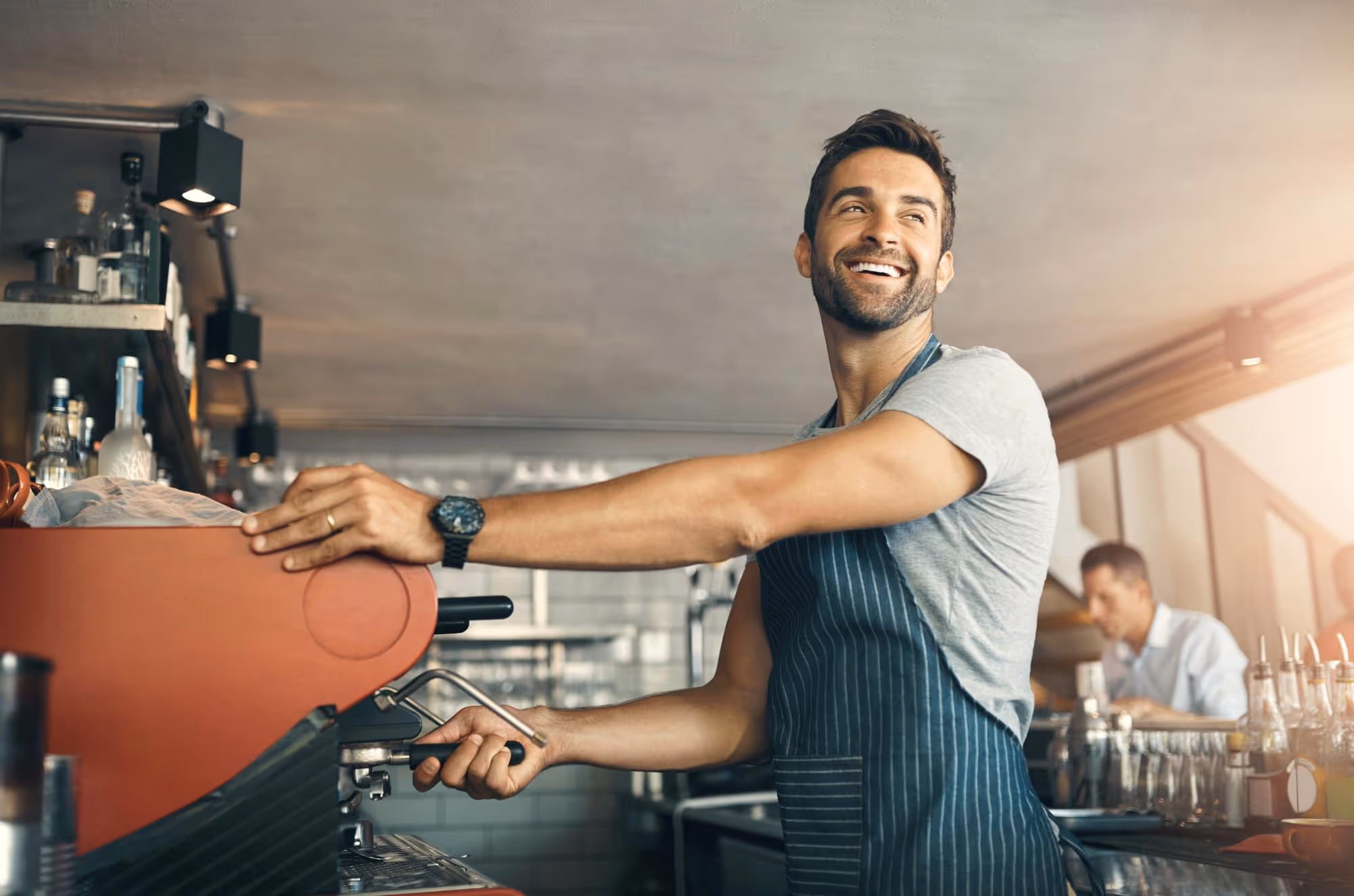 barmen na radnom mestu